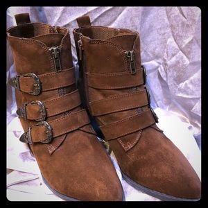 Carlos Santana ankle bootie